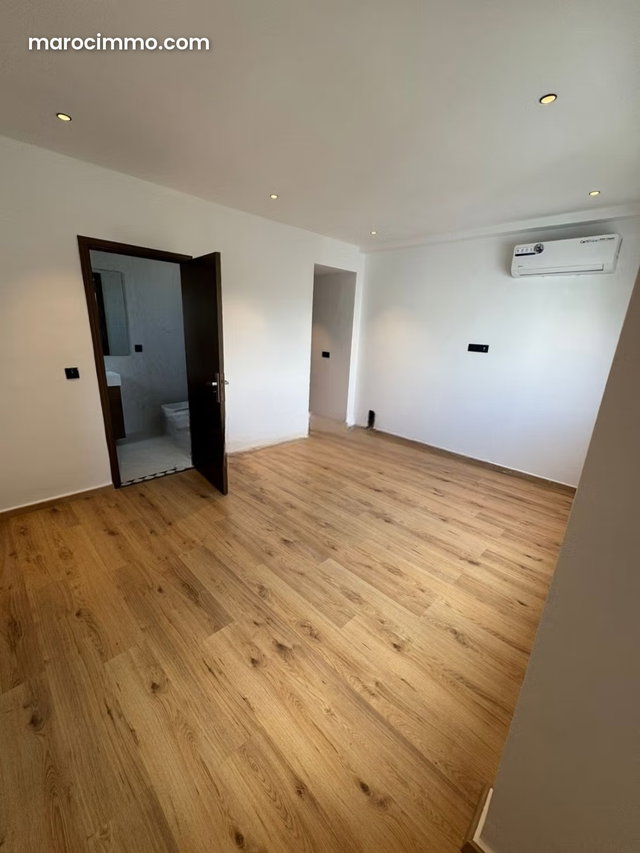 Appartement à louer — 3