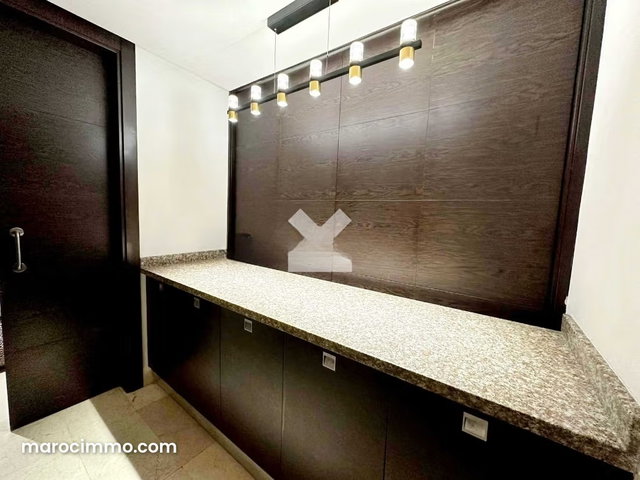 Appartement à Vendre de 163.0 m² à Bouskoura, Ville Verte — 4