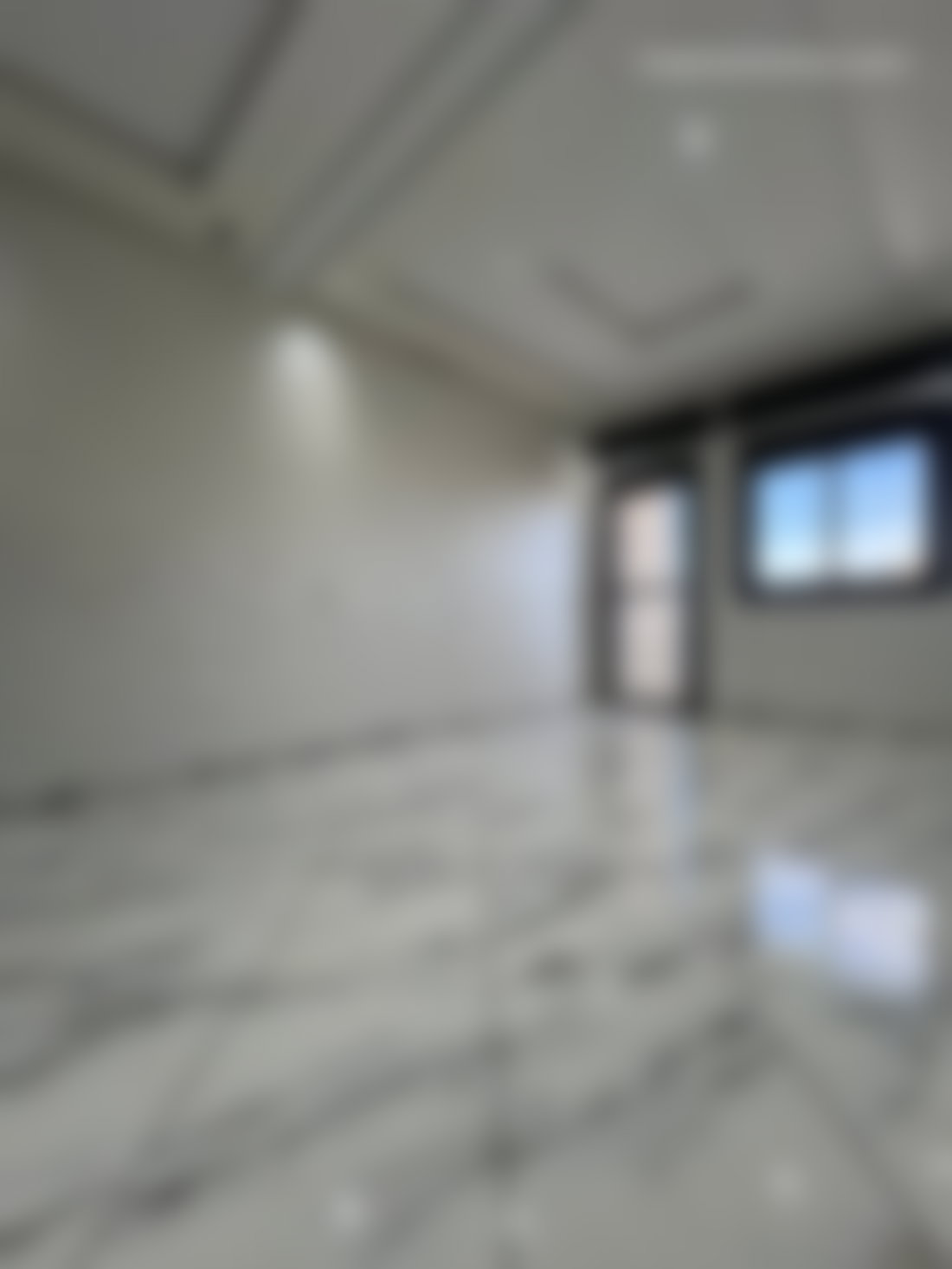 Bureau 90 m² à louer Aouama Gharbia Tanger avenue principale