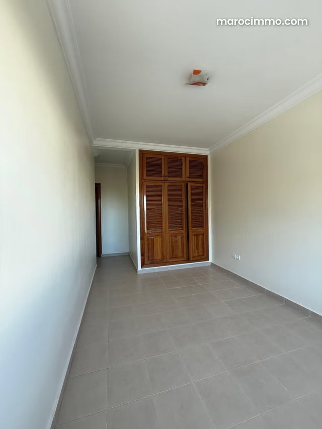 Appartement vide à louer Bourgogne Casablanca — 5