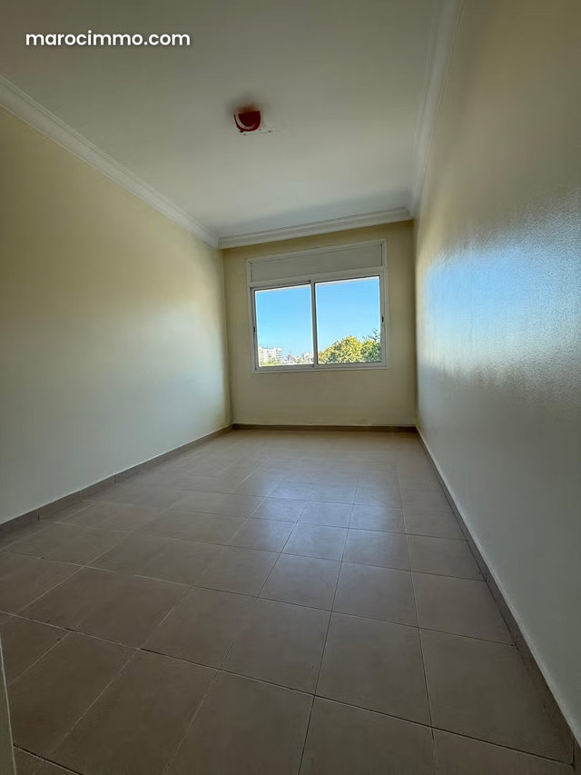 Appartement vide à louer Bourgogne Casablanca — 4