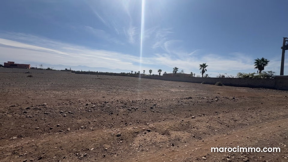 Sale of land at Route de Tahanaout Marrakech