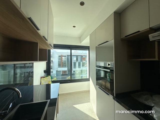 Luxury 3-Bedroom Apartment for Rent in Souissi, Rabat — 3