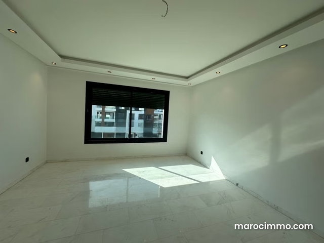 Luxury 3-Bedroom Apartment for Rent in Souissi, Rabat — 4