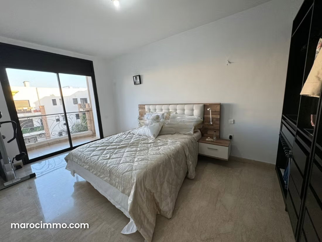 Appartement 3 chambres meublé à louer, Riyad, Rabat — Rabat