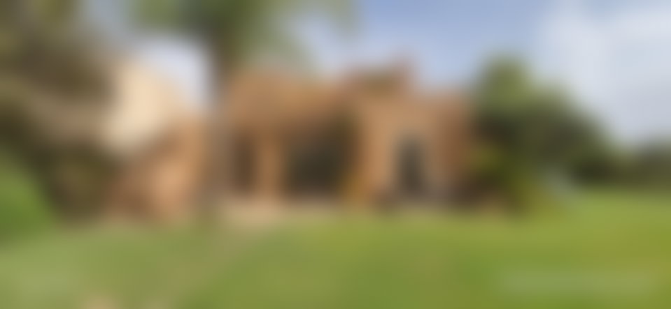 فيلا فاخرة بإطلالة الأطلس على طريق أمزميز في مراكش