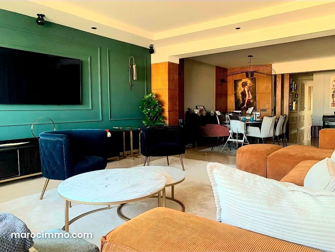 180 m² Apartment, Top Floor with Terrace, Palmier, Casablanca — Casablanca