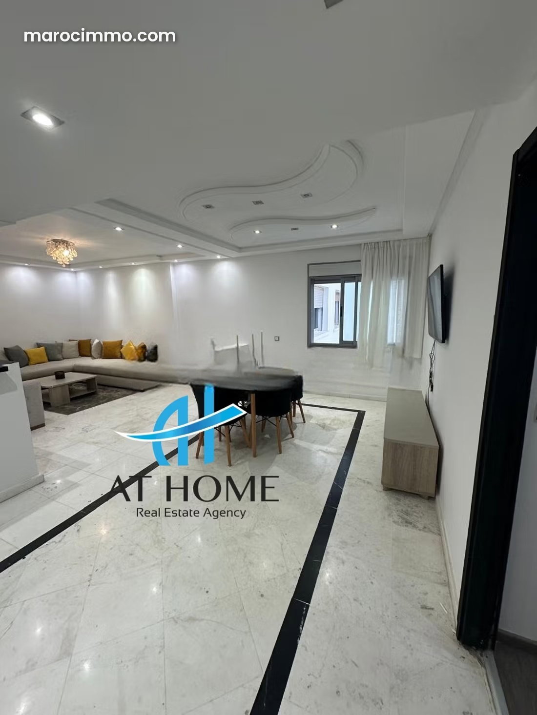 Appartement meublé 100 m² à louer au Centre de Tanger — Tanger