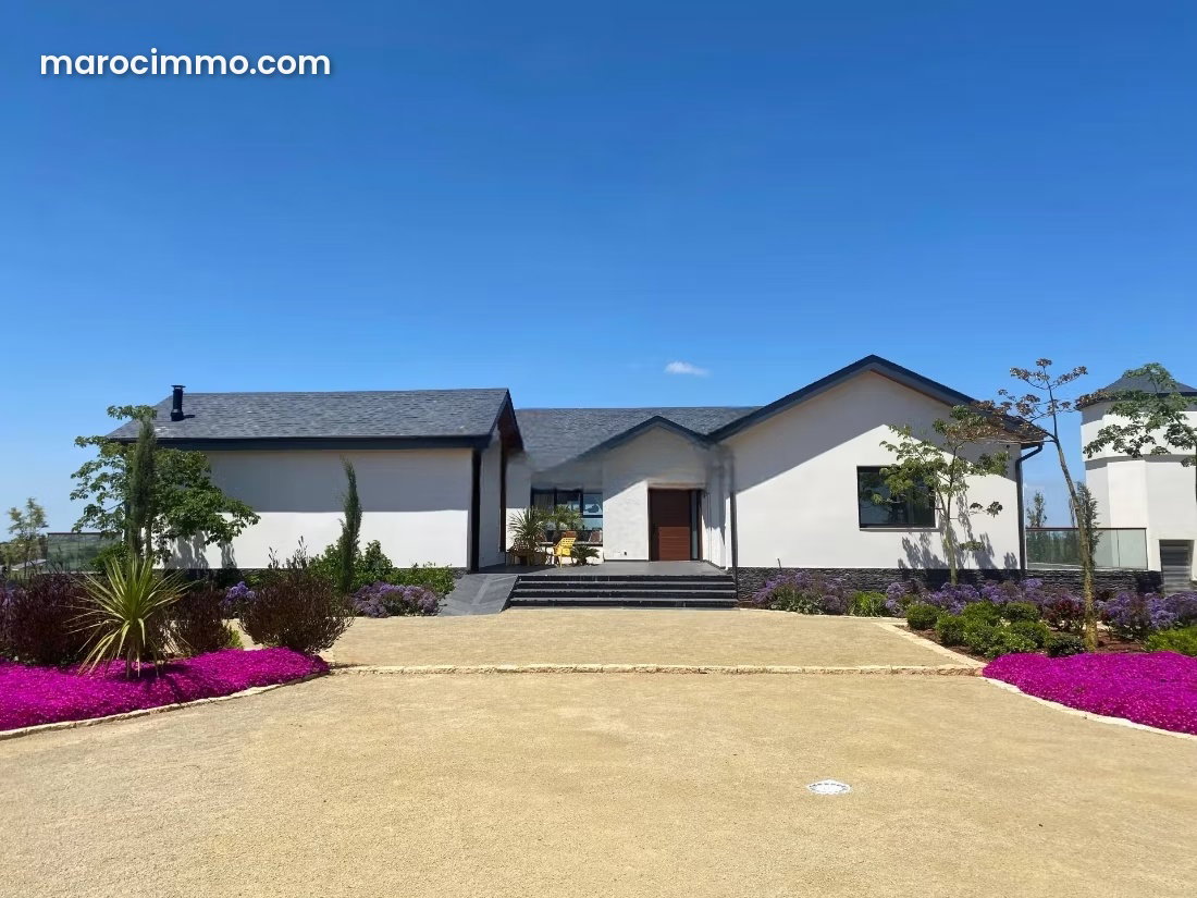 Villa de Luxe Équipée à Benslimane
