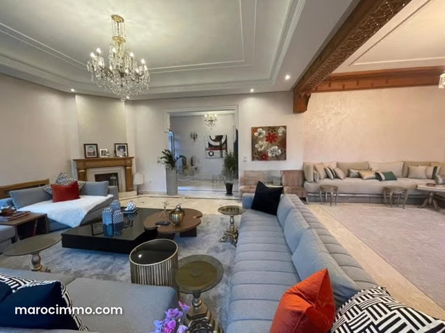 Somptueuse maison à vendre à Ain Diab. 4 chambres. Système de parabole et résidence sécurisée — 5
