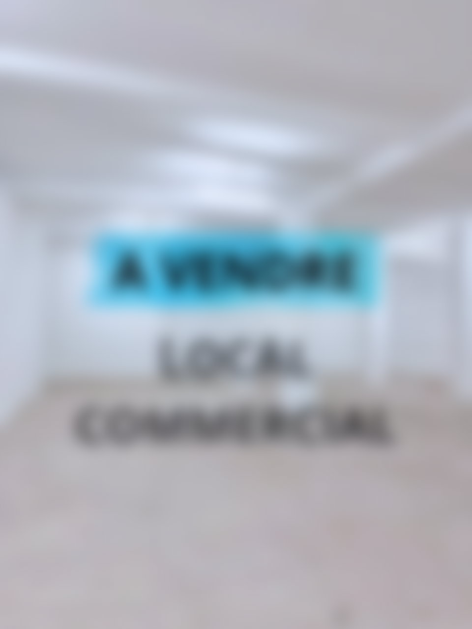 Local commercial 320 m² à Beauséjour Casablanca