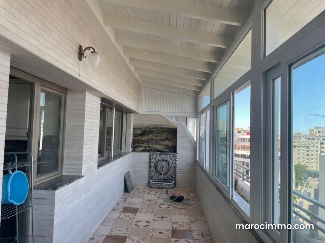 شقة مفروشة بإطلالة على البحر للكراء بحي الإداري بطنجة — طنجة