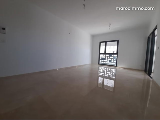 Superb Empty Apartment for Rent at CFC — Casablanca