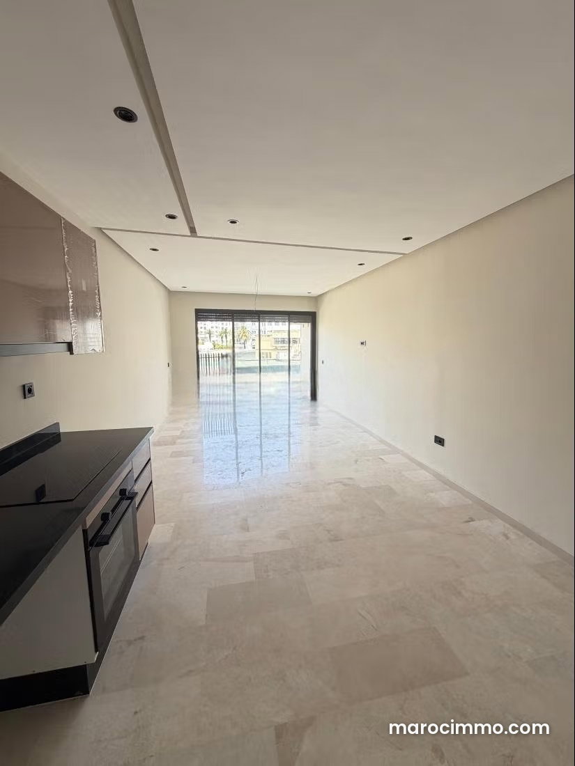 64 m² Apartment in Palmier, Casablanca, Luxury Standard with Terrace — Casablanca