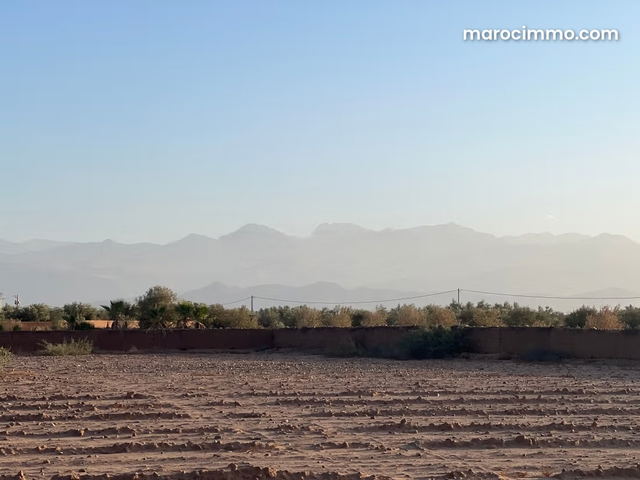 Vente de terrain à sidi Abdellah ghiate Surface de 2000 m² — Marrakech