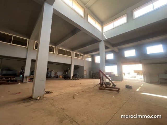 Local commercial spacieux à Sidi Ghanem – Emplacement stratégique — Marrakech