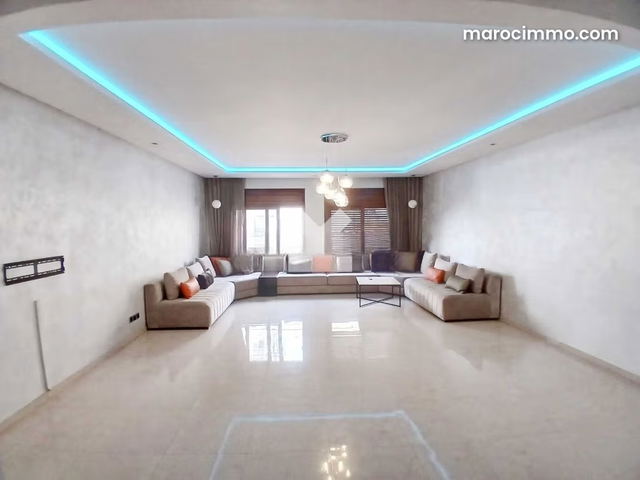 Appartement à Vendre de 194.0 m² à Casablanca, Hopitaux — الدار البيضاء
