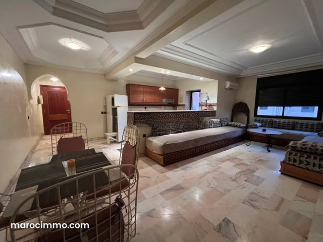 Vend appartement à Guéliz. 3 pièces. Meublé — 3