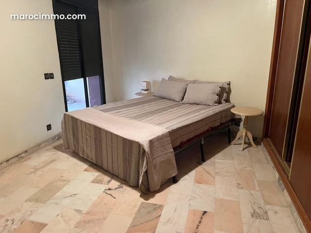Vend appartement à Guéliz. 3 pièces. Meublé — 5