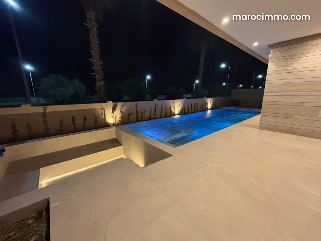 Contemporary 500 sqm Villa, Tahanaoute Road, Marrakech — Marrakesh