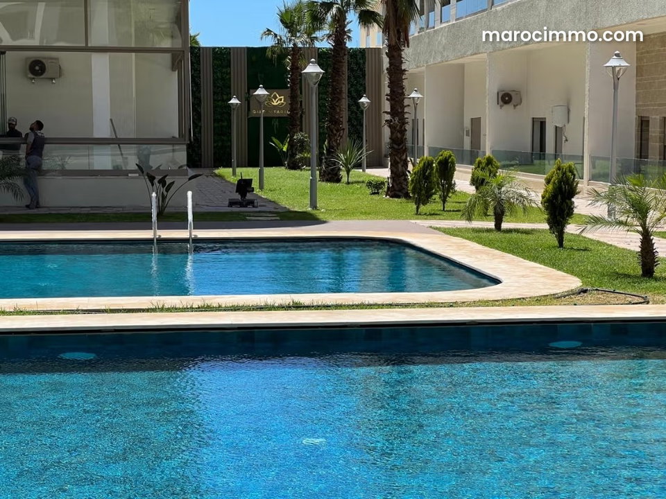 Bel appartement a loue meuble sur vue mer