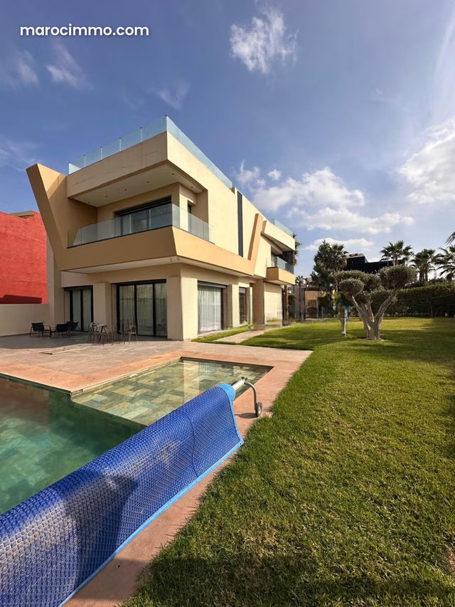 Villa moderne avec 5 suites à vendre marrakech — 3