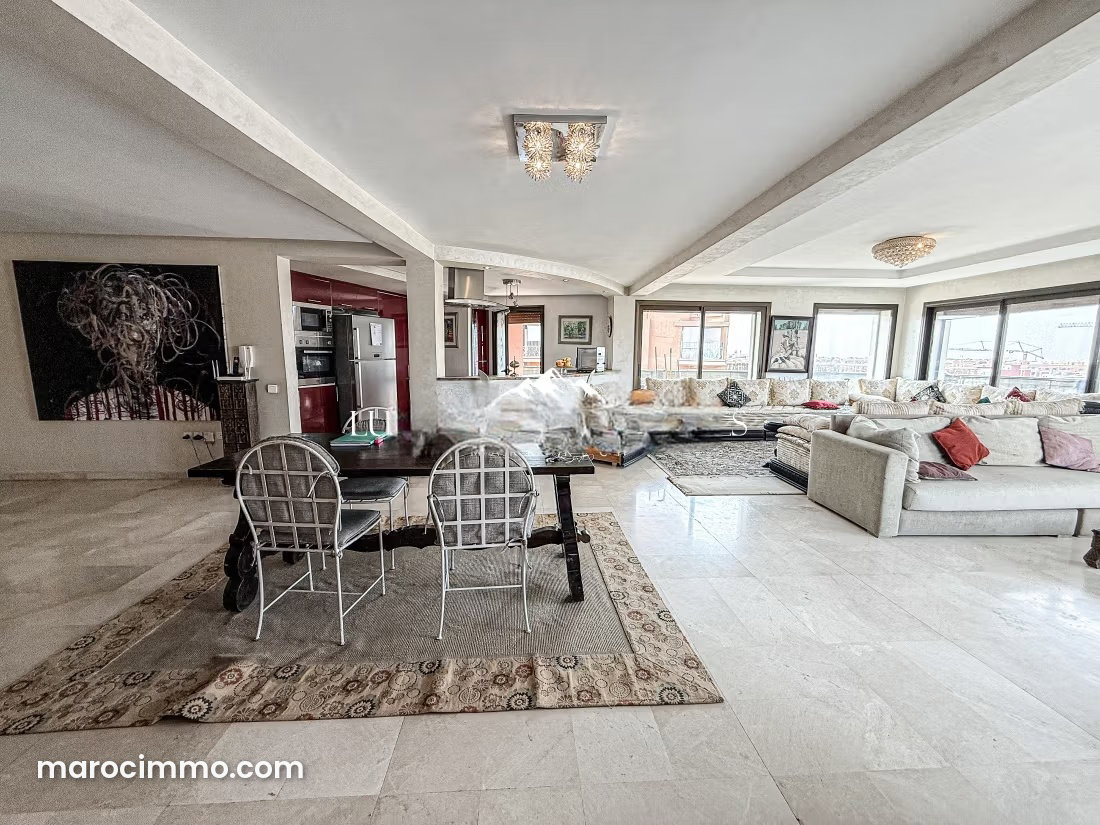 Appartement 276 m², terrasse et piscine, Guéliz, Marrakech — Marrakech