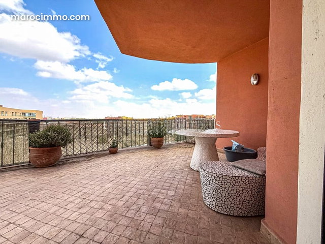 Superbe appartement à vendre à Guéliz. Surface totale 276 m². Service de concierge et climatisation — 4