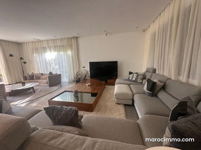 Une superbe villa pour longue durée — 3