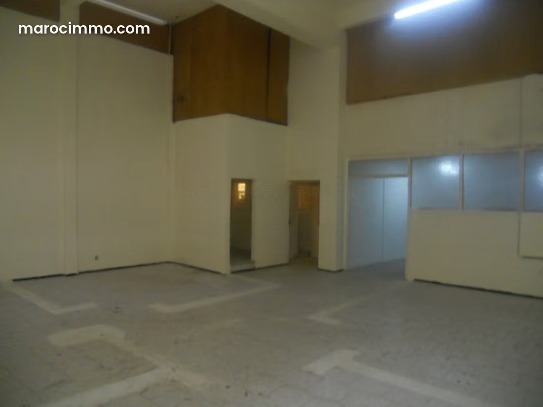 200 sqm office for rent in the Foncière district, Casablanca — Casablanca