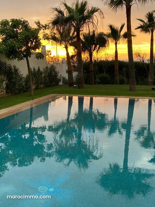 Villa de luxe à vendre à 10min du Morocco mall — 3