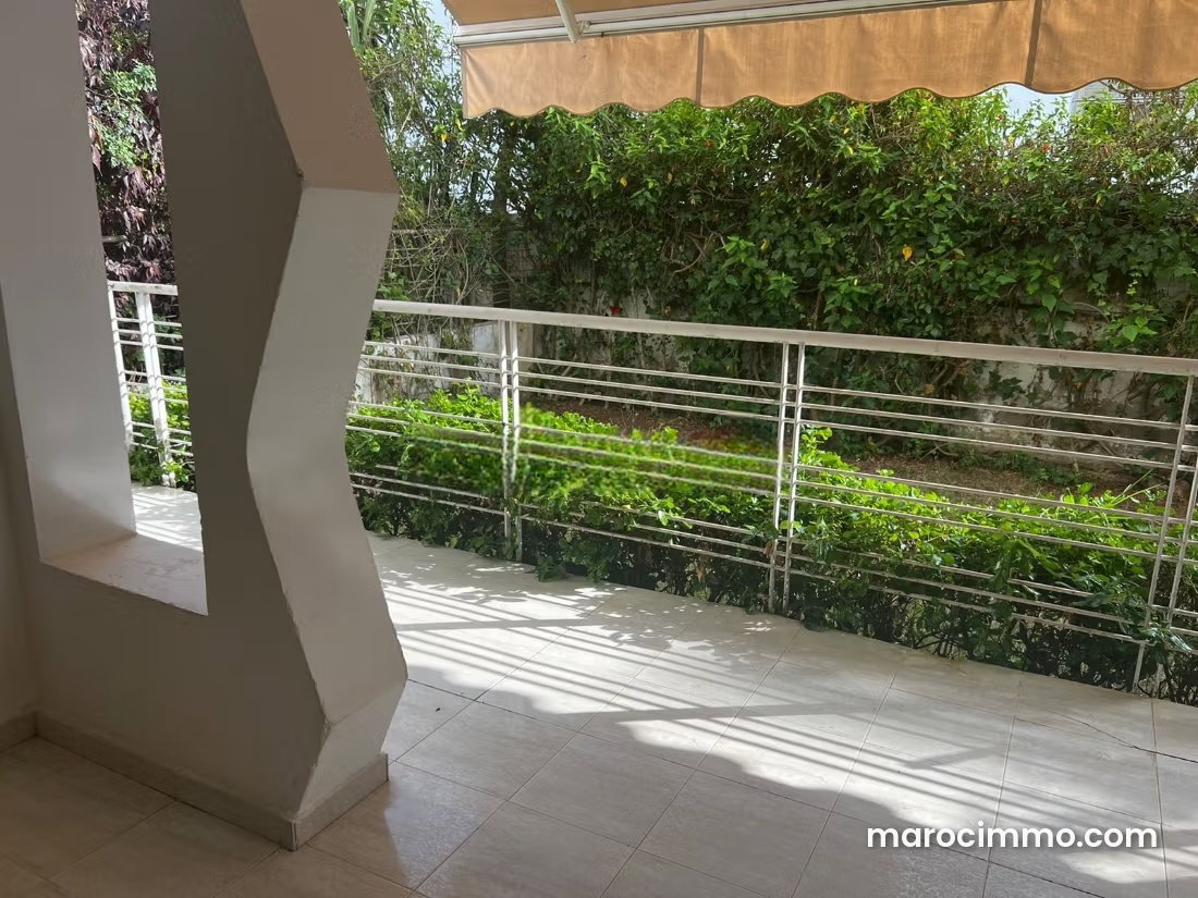 180 sqm duplex apartment for rent in Riyad, Rabat — Rabat