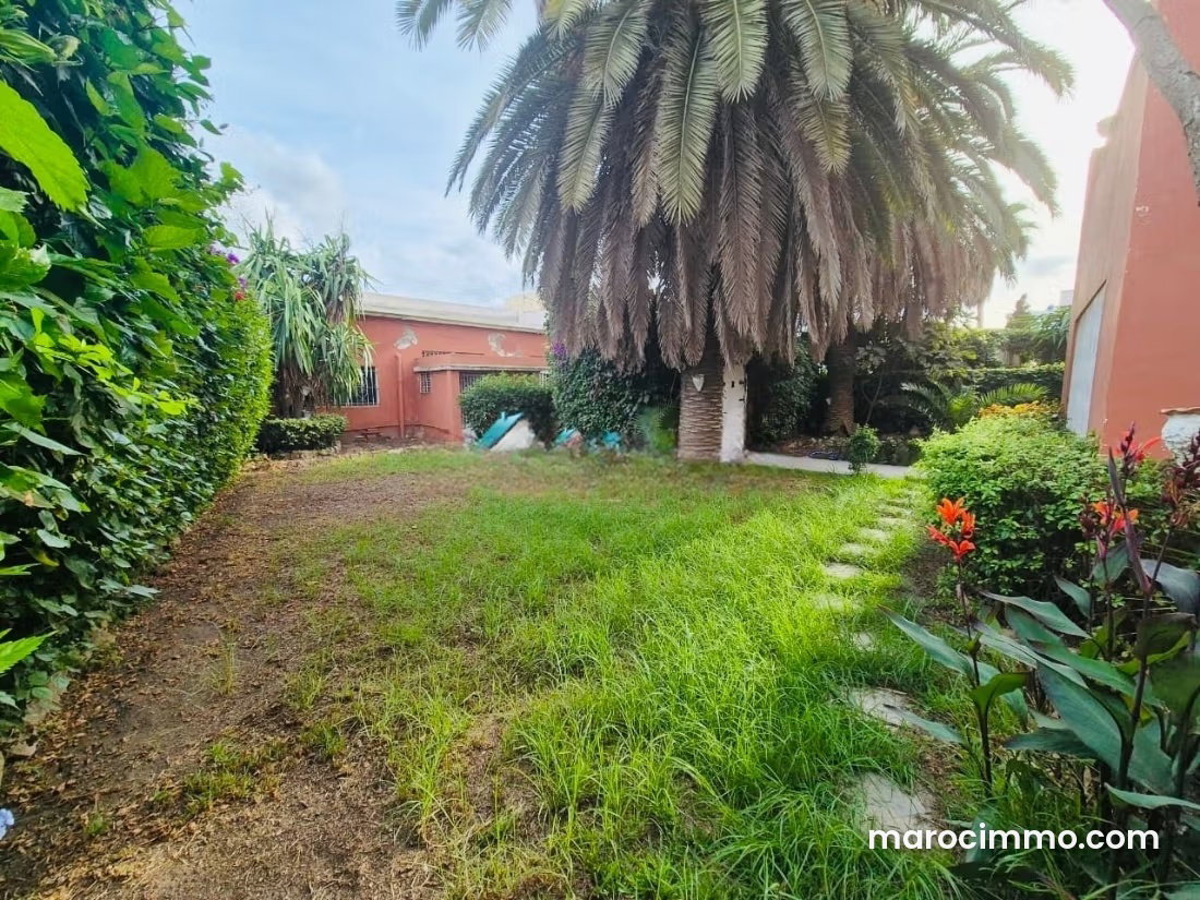 4-Bedroom Villa with Tree-Lined Garden, Inara, Tetouan — Tetouan