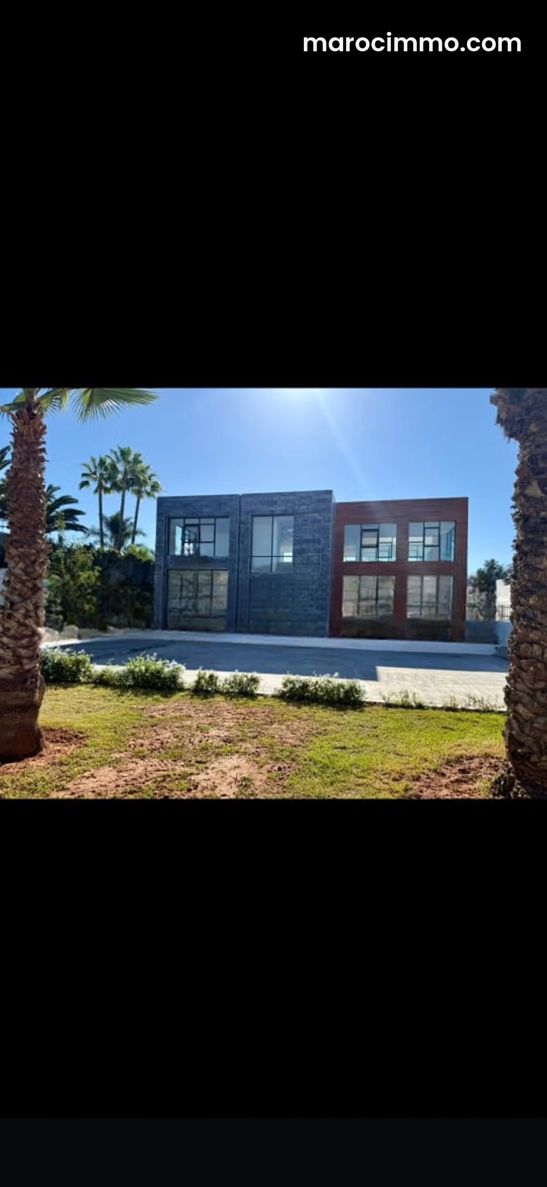 Villa bureau 2000 m² à Souissi Rabat sur trois niveaux — Rabat