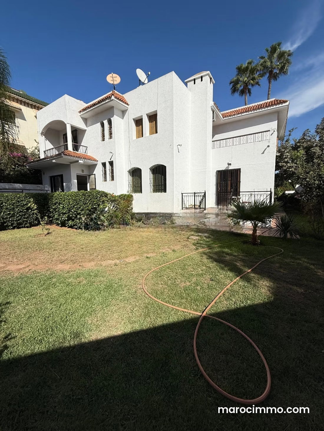 Spacious villa in Les Orangers, Rabat, with garden and fireplace — Rabat