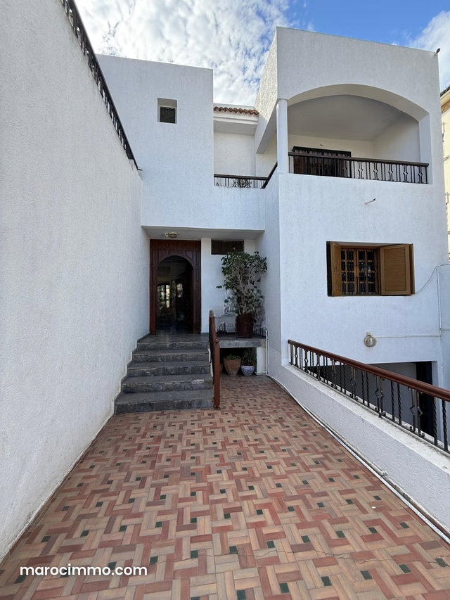 À VENDRE – Villa familiale aux Orangers, Rabat — 2