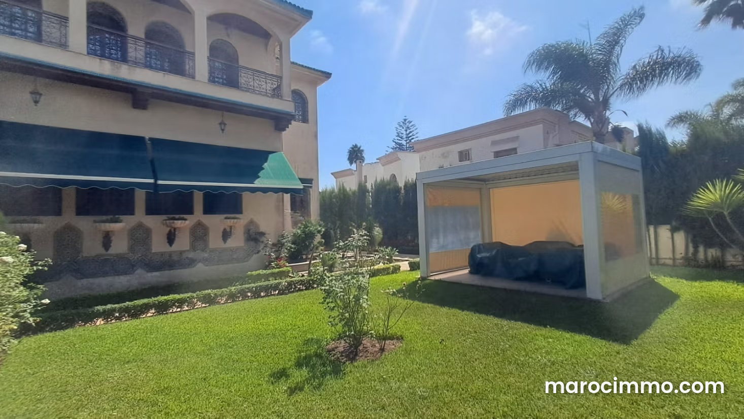 Villa 1500 m² avec piscine et jardin, Californie, Casablanca — Casablanca