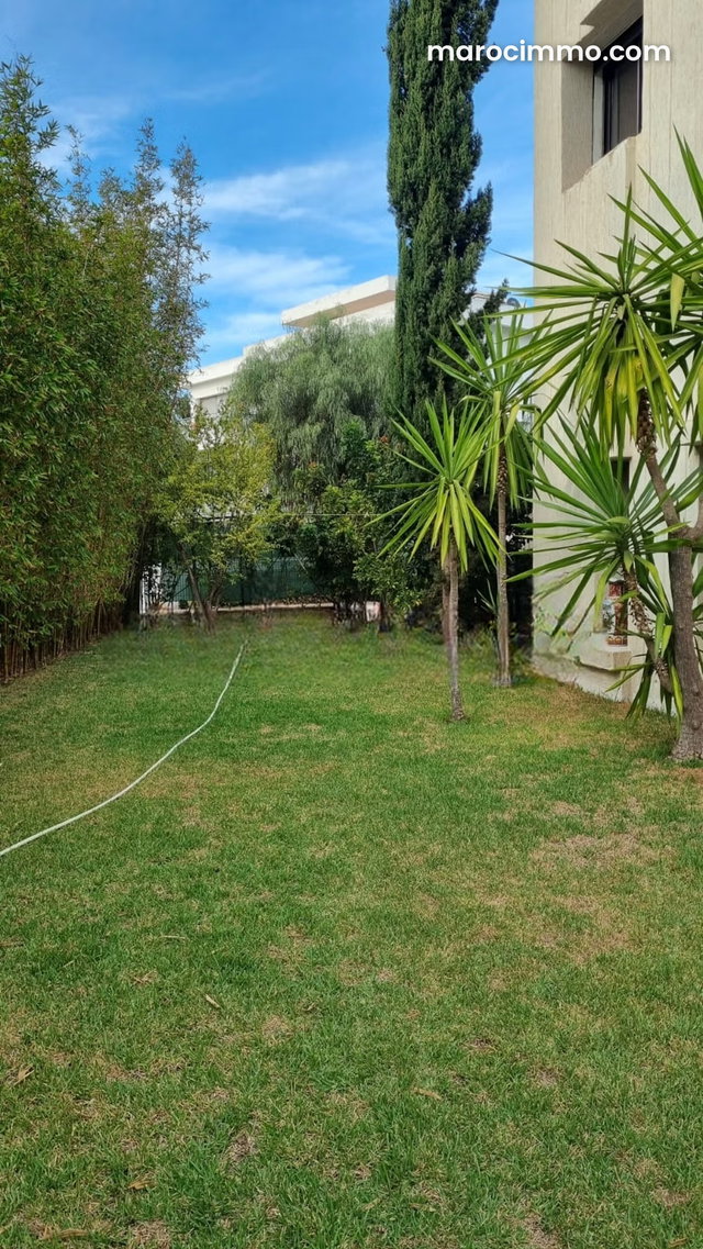 Magnifique villa meublée à louer à Bouskoura — 5