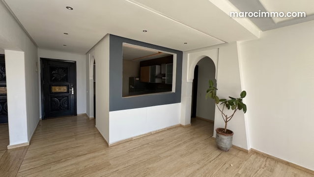 Beautiful Apartment with Large Terrace — 5