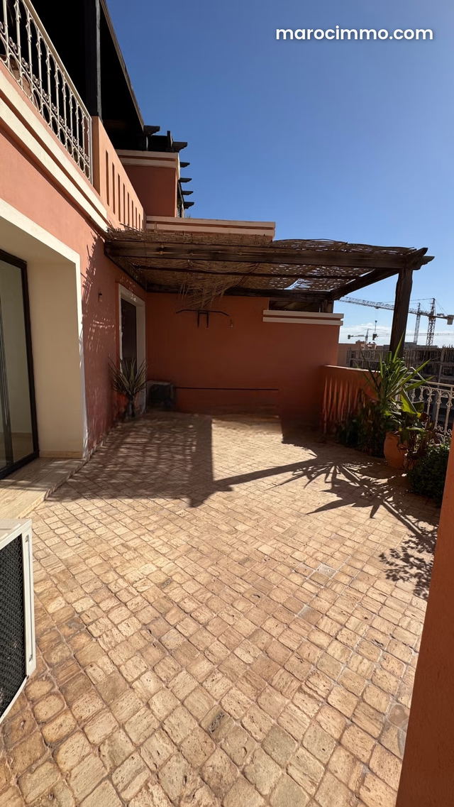 Bel appartement avec une grand terrasse — Marrakech