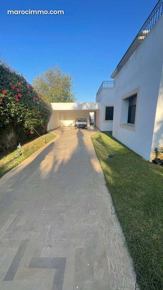 Magnifique villa à vendre à Souissi. 5 belles chambres. Salon Marocain, sécurité — 2
