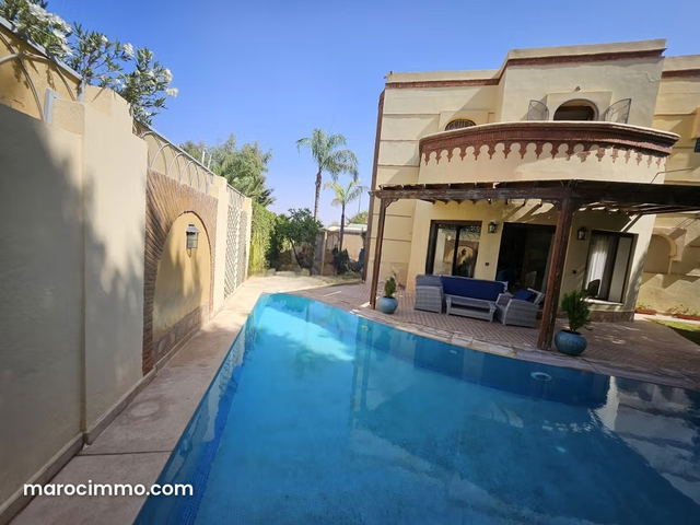 Villa isolée au style traditionnel à Marrakech — مراكش