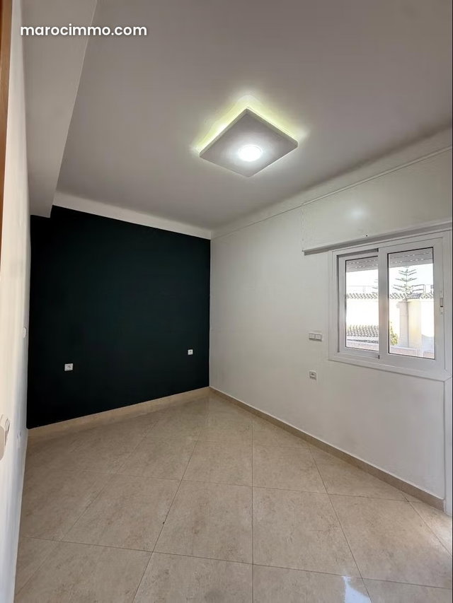 Location d'un appartement à Jbel Kbir. Surface de 170 m² 4 chambres 3 salon — 4