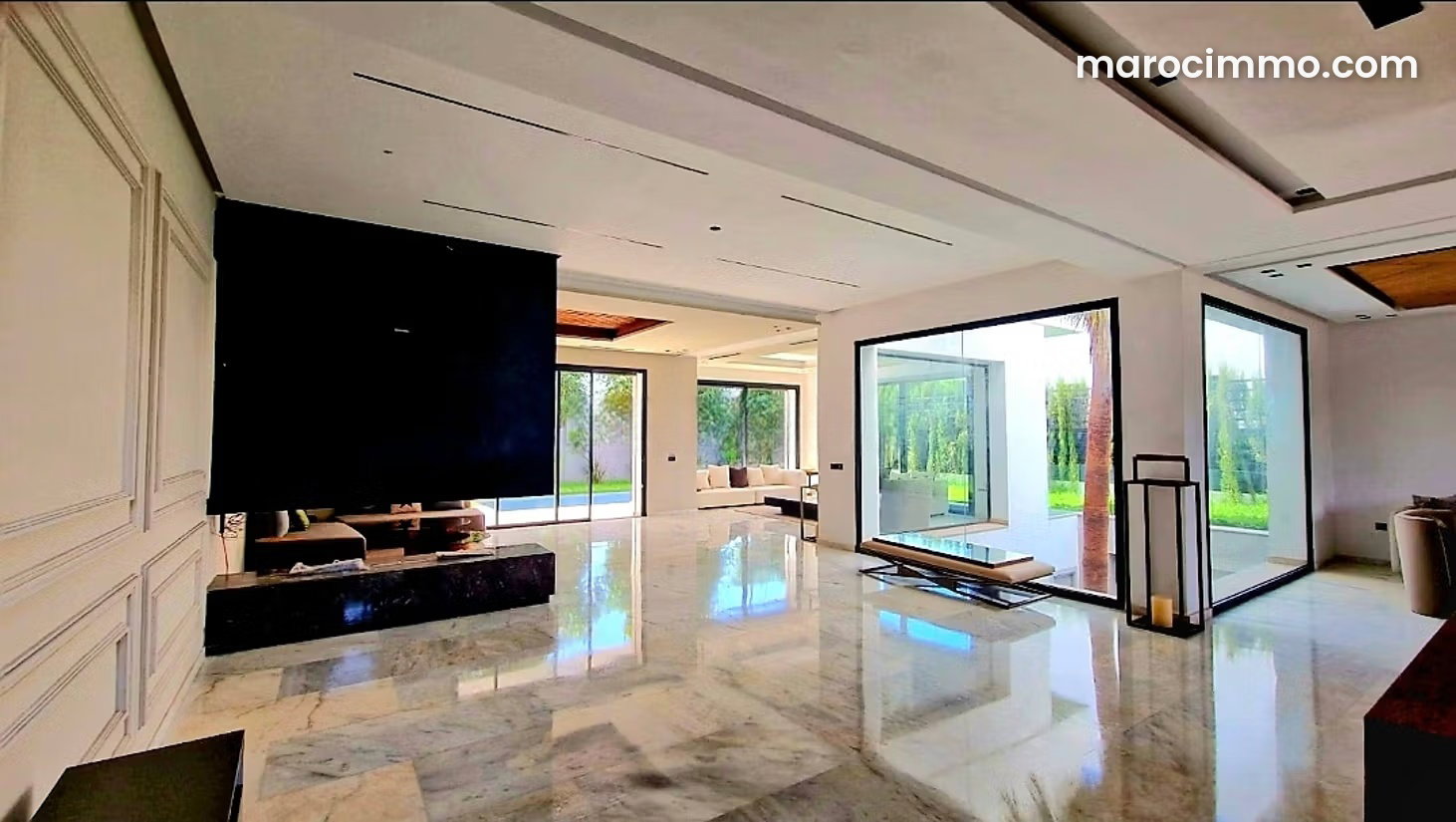 Furnished 600 sqm villa with pool and lift in Ville Verte, Bouskoura — Bouskoura