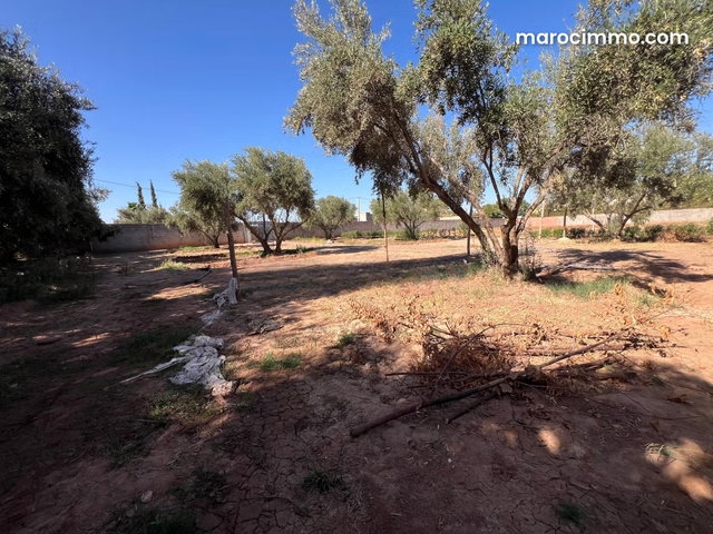 Land for Sale on Route de Fez. 900 m² Surface Area — 2