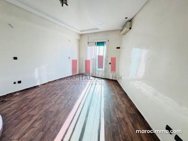 Superbe appartement à vendre à Val Fleury. 2 chambres. Ascenseur — 3