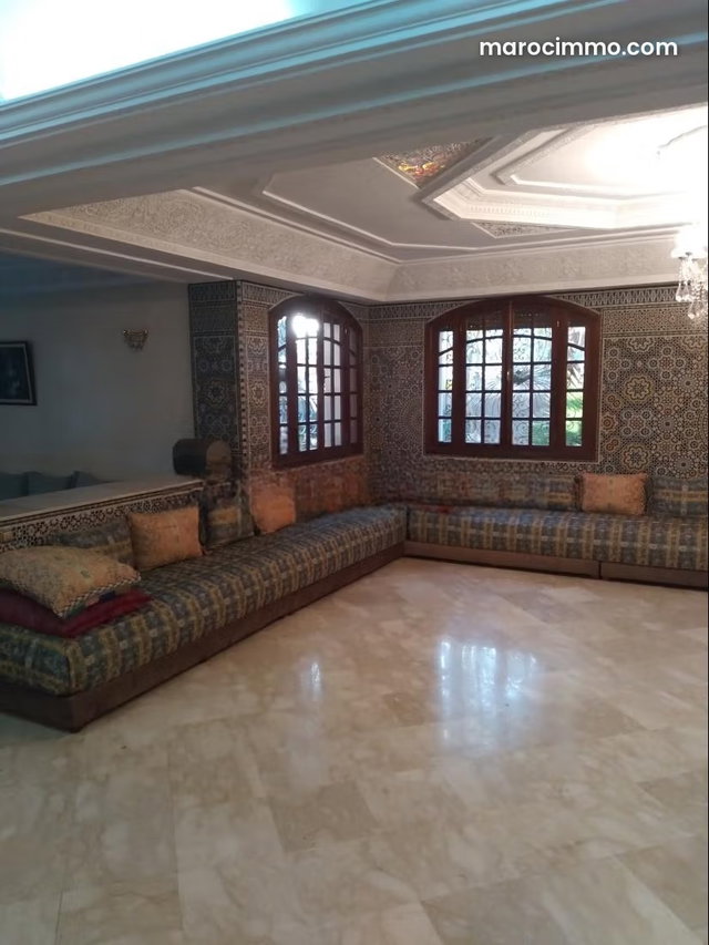 Vente Villa à Bouskoura centre — 2