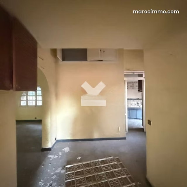 Villa à Vendre de 450.0 m² à Casablanca, Oasis — 4