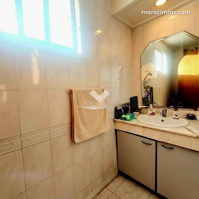 Appartement à Vendre de 106.0 m² à Casablanca, Maarif Extension — 3