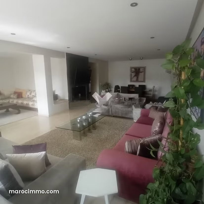 Grand appartement 220 m² à Dar Bouazza proche côte — Dar Bouazza
